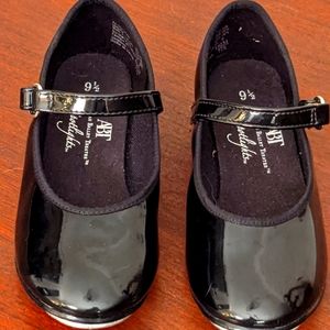 Toddler girls tap shoes